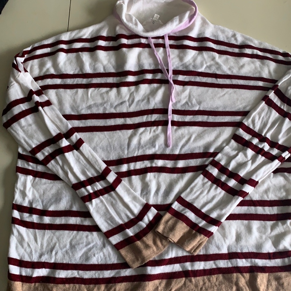 Cute mock neck light weight sweater